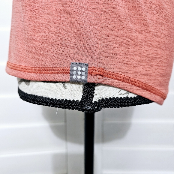 TITLE NINE ATHLETIC TANK TOP - Picture 3 of 12